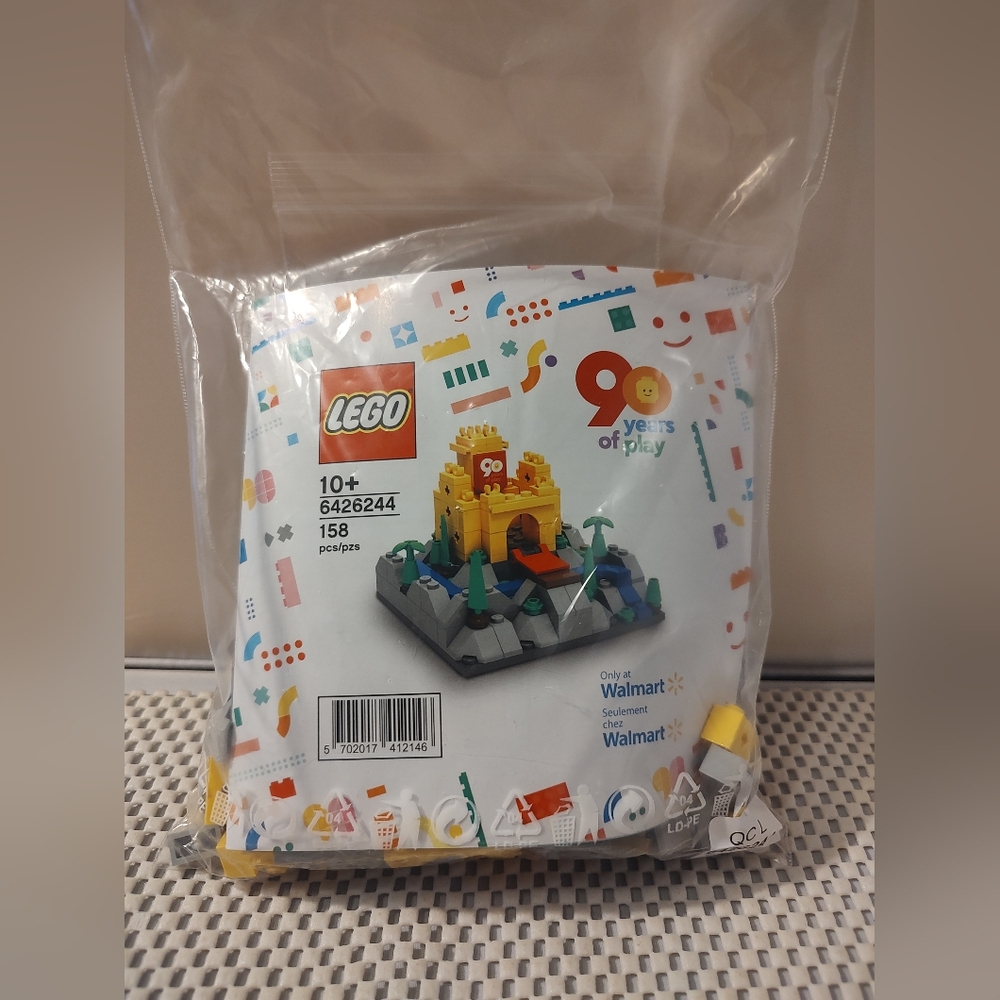 Lego 90 Years of Play 6426244 Anniversary Mini Castle NWT Building Toy Set